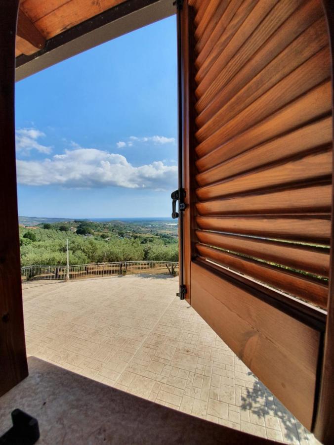 Colle Del Mirto Villa Castelnuovo Cilento Exterior photo