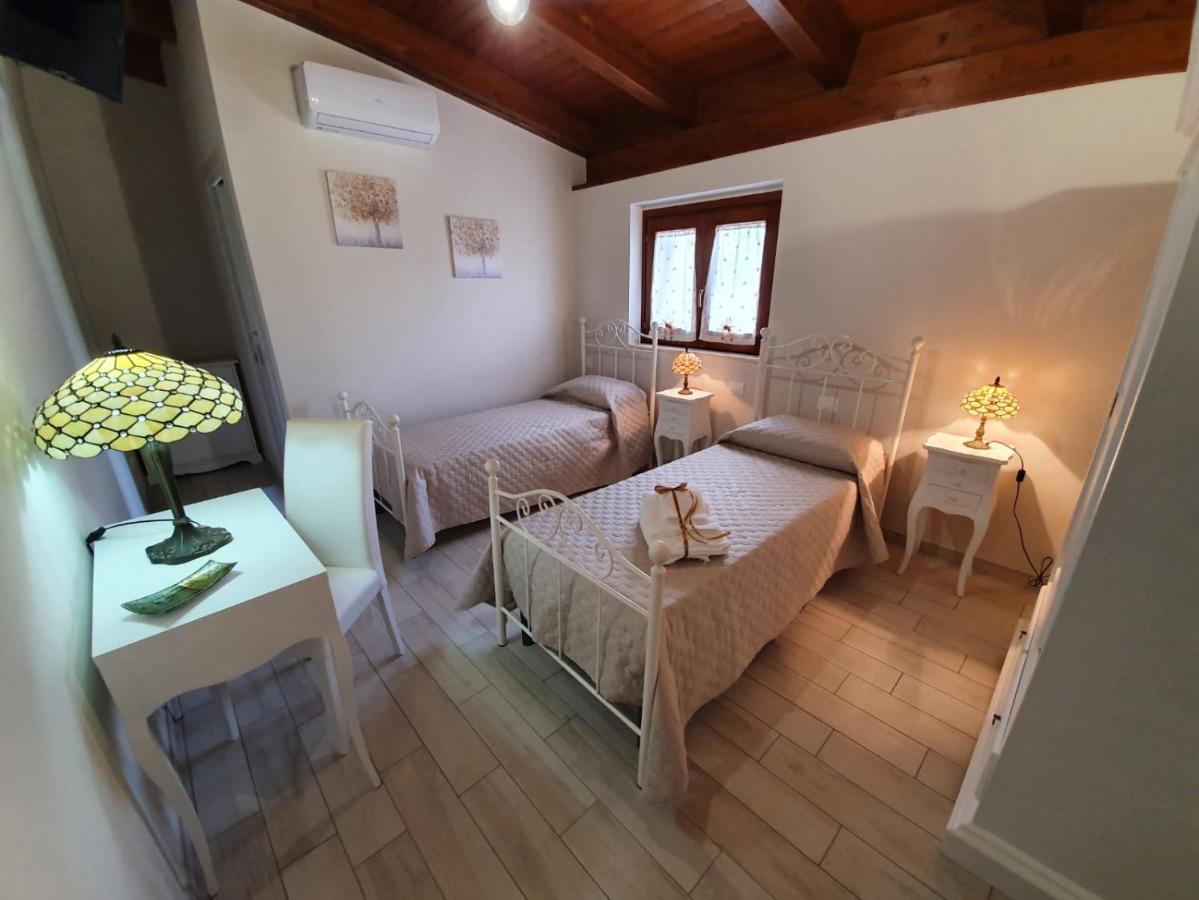 Colle Del Mirto Villa Castelnuovo Cilento Exterior photo